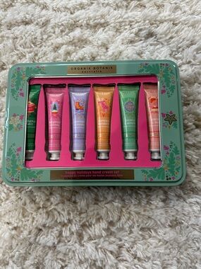 Holiday Hand Cream Set - Assorted Scents in decorative tin
